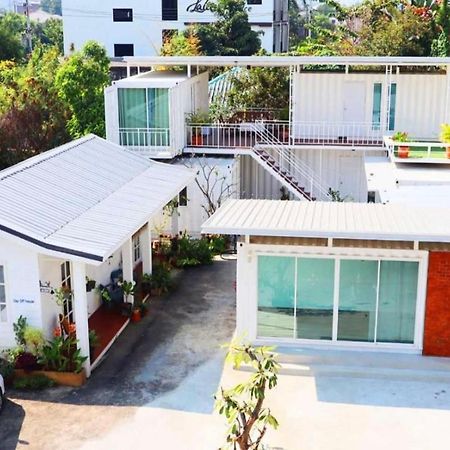 Appartement Day Off House Chiang Mai Near Walking Street Extérieur photo