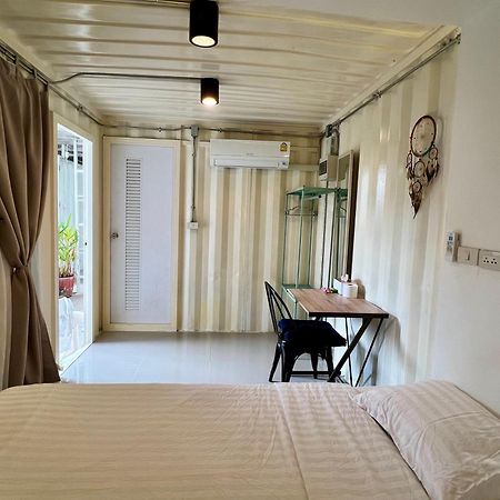 Appartement Day Off House Chiang Mai Near Walking Street Extérieur photo