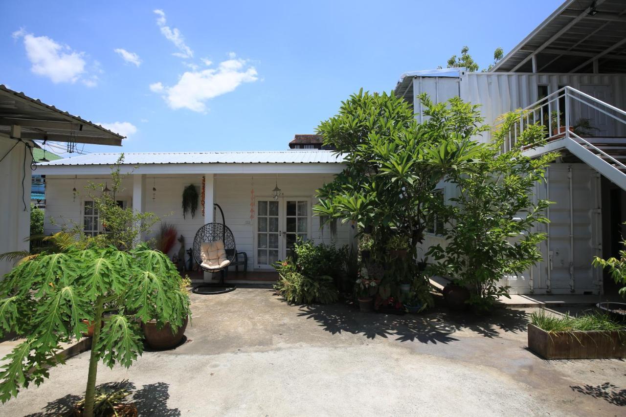 Appartement Day Off House Chiang Mai Near Walking Street Extérieur photo