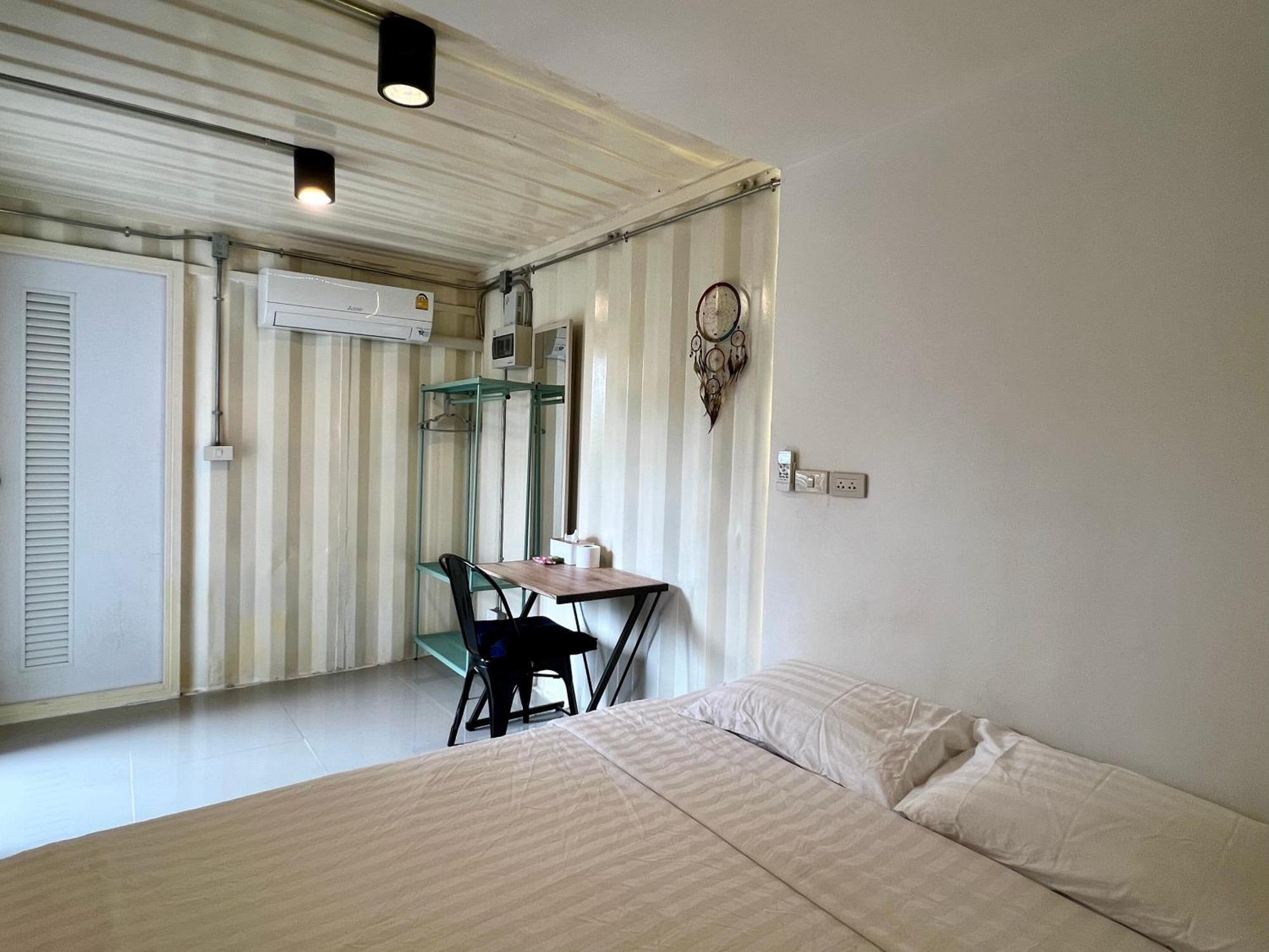 Appartement Day Off House Chiang Mai Near Walking Street Extérieur photo